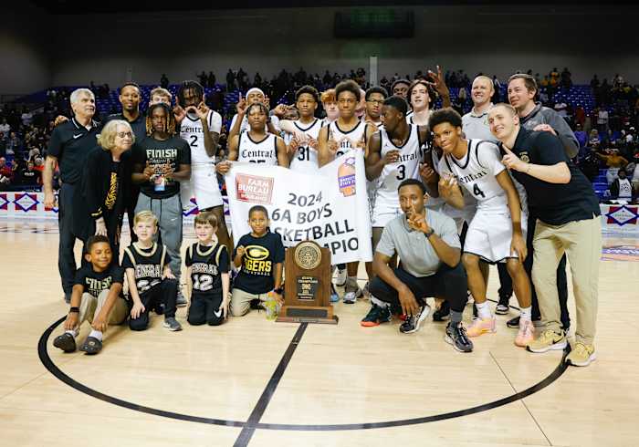 AAA Finals LR Central vs Bryant__00057